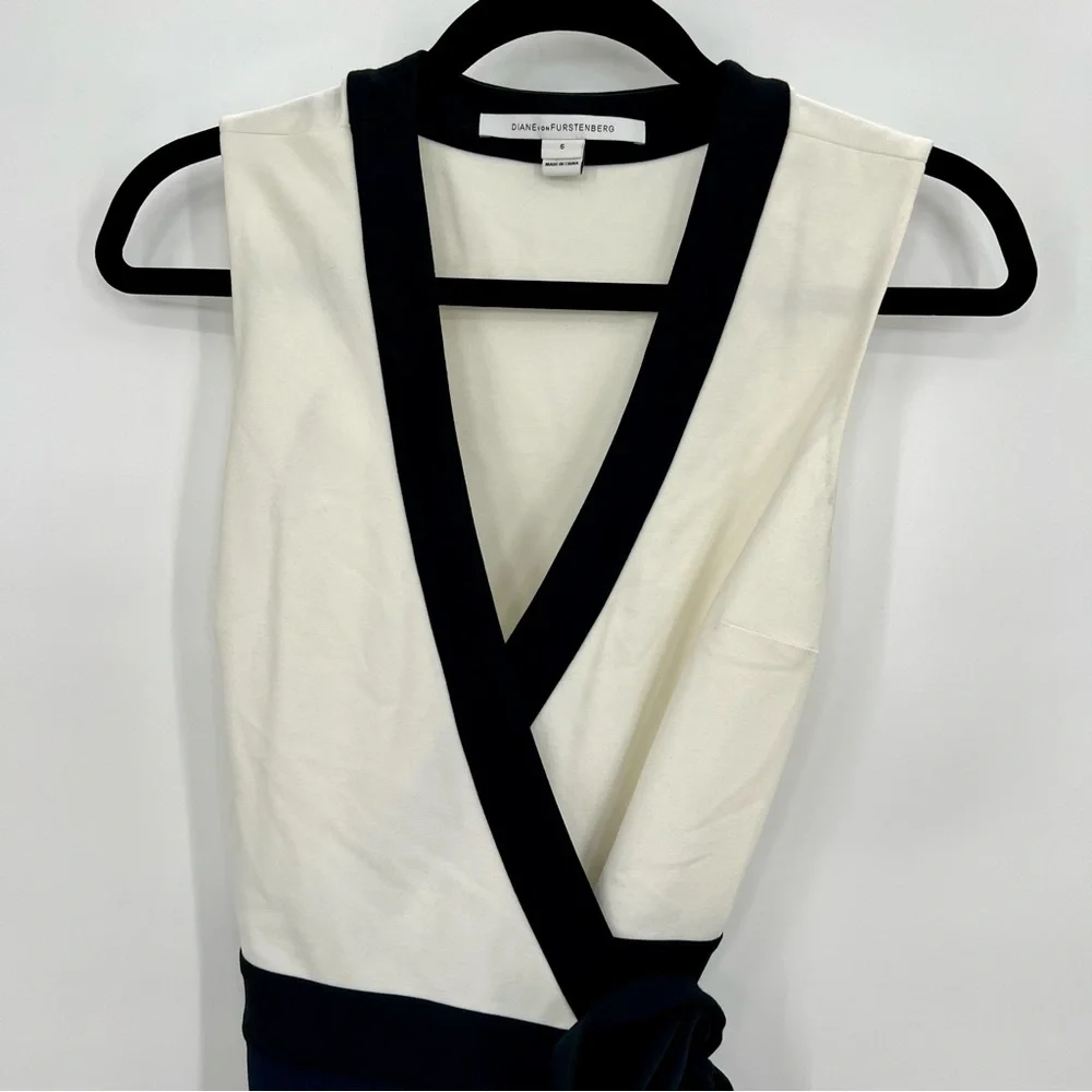 Diane von Furstenberg DVF Gracie Bow Wrap Mini Dress Sleeveless Color Block 6 - Picture 4 of 9